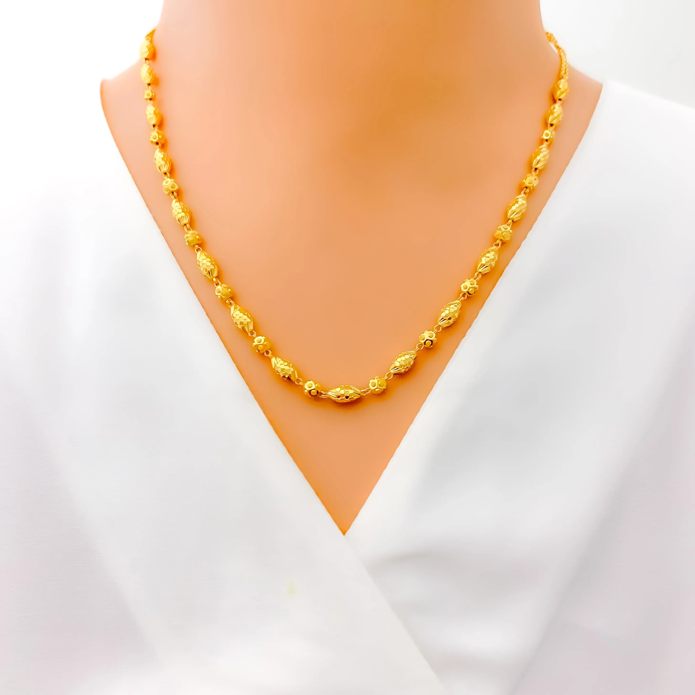 Alternating Marquise Bead 22K Gold Necklace - 18"