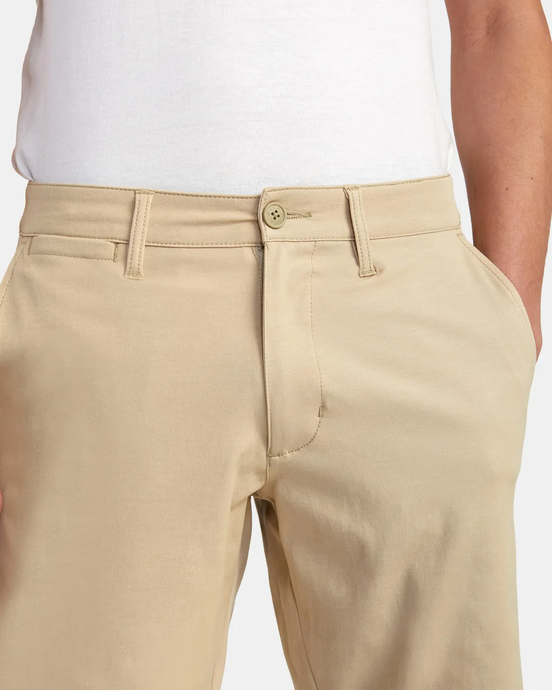 Back In Hybrid Walkshorts 19" - Khaki