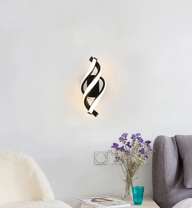 Bahu Wall Lamp