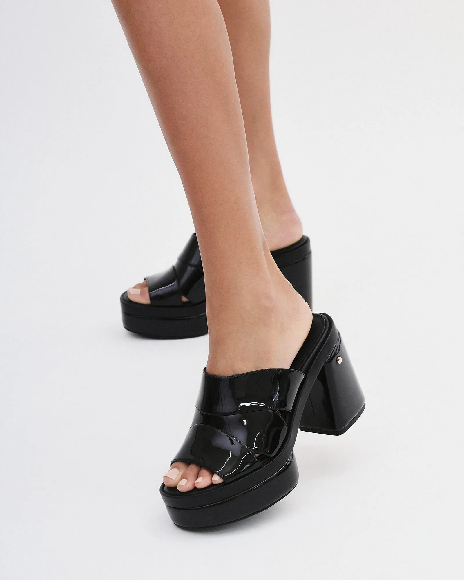 FAYE HIGH HEEL PLATFORM SANDALS BLACK PATENT