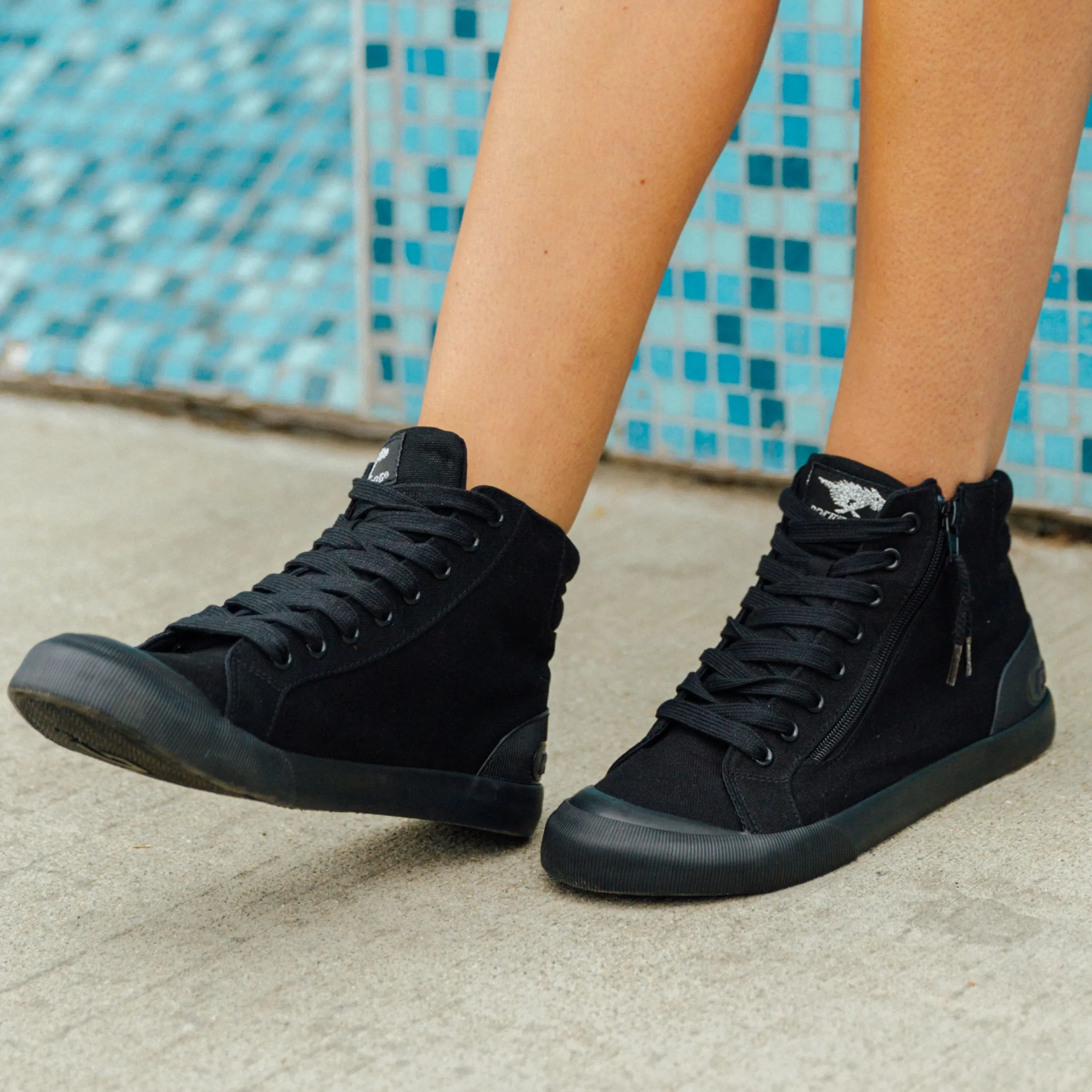 Jazzin All Black High Top Sneaker