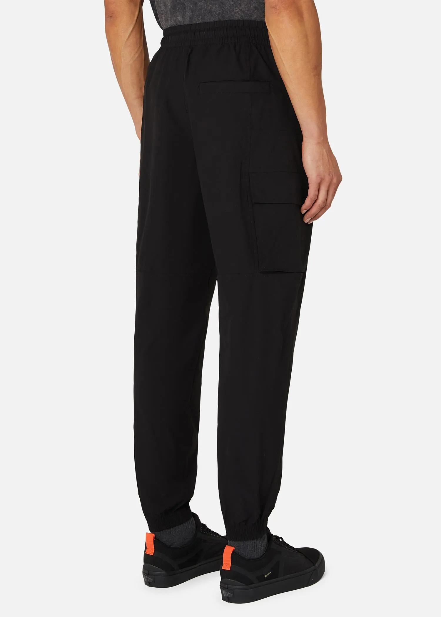 TECH PANT BLACK